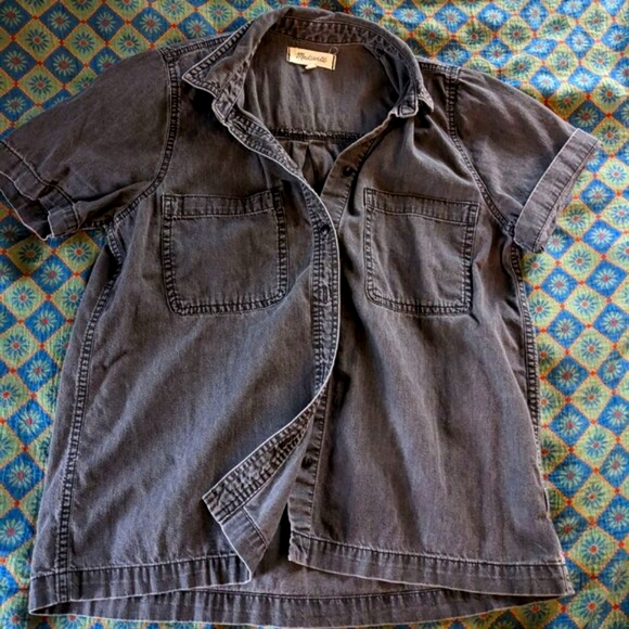 Madewell boxy short sleeve button down in faded black Sz S - Picture 1 of 8